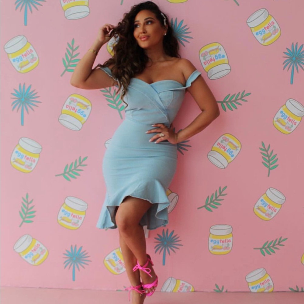 🌸LAST ONE🌸 Denim Off Shoulder Sweetheart Dress